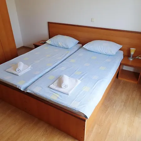 Sunny Hotel 2*