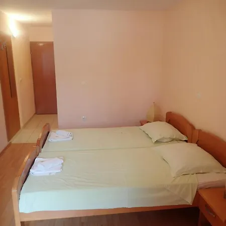 Hotel Sunny Promajna